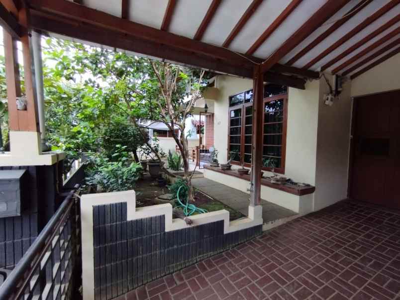 dijual rumah komplek cipta graha gunung