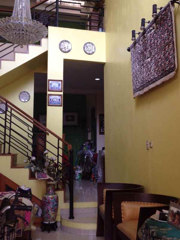 dijual rumah komplek cipta graha kel