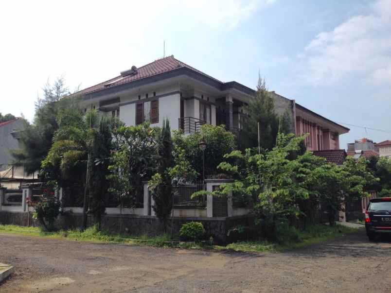 dijual rumah komplek cipta graha kel