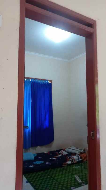 dijual rumah komplek ciwaruga