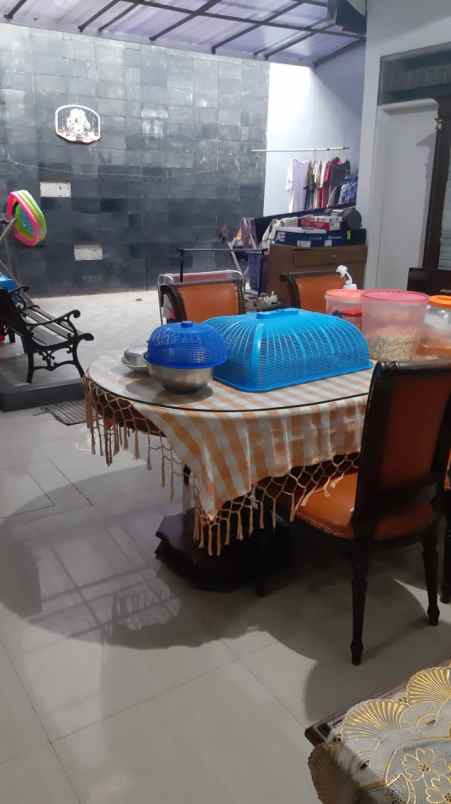 dijual rumah komplek depkes caman