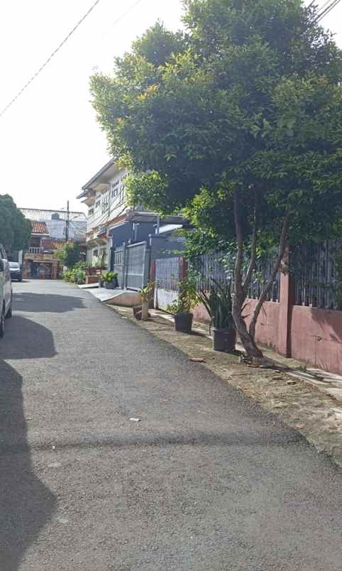 dijual rumah komplek perhubungan jl