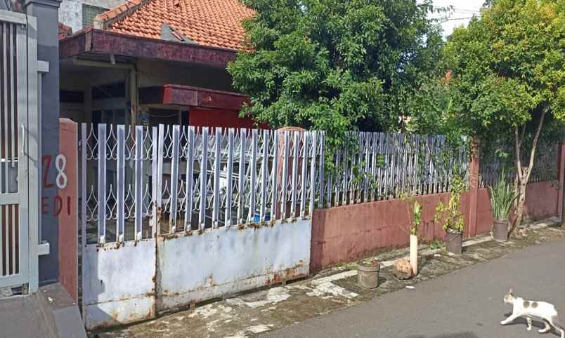 dijual rumah komplek perhubungan jl