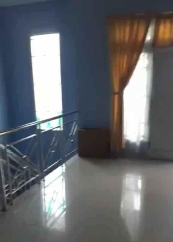 dijual rumah komplek perumahan griya