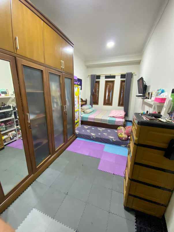 dijual rumah komplek pilar biru cibiru