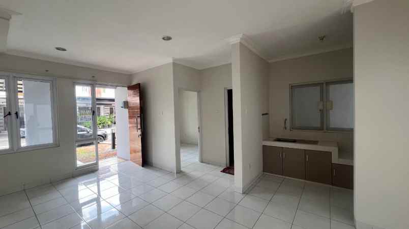 dijual rumah kota wisata cibubur