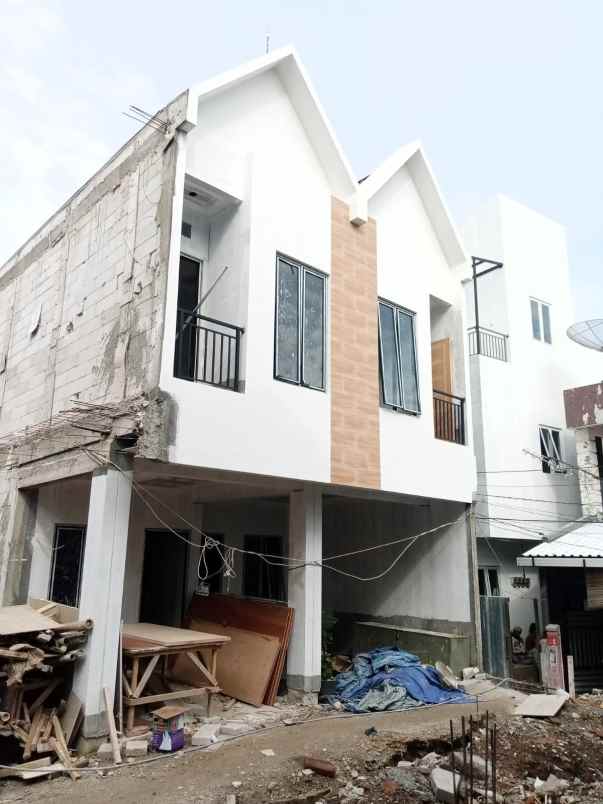 dijual rumah kramat jakarta pusat