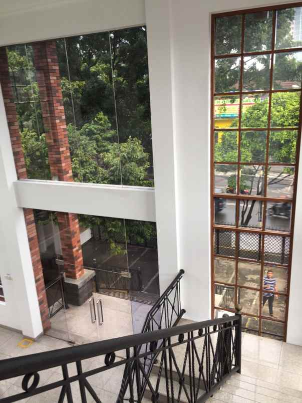 dijual rumah kramat pela