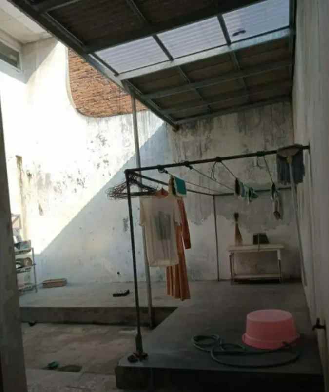 dijual rumah krukah selatan