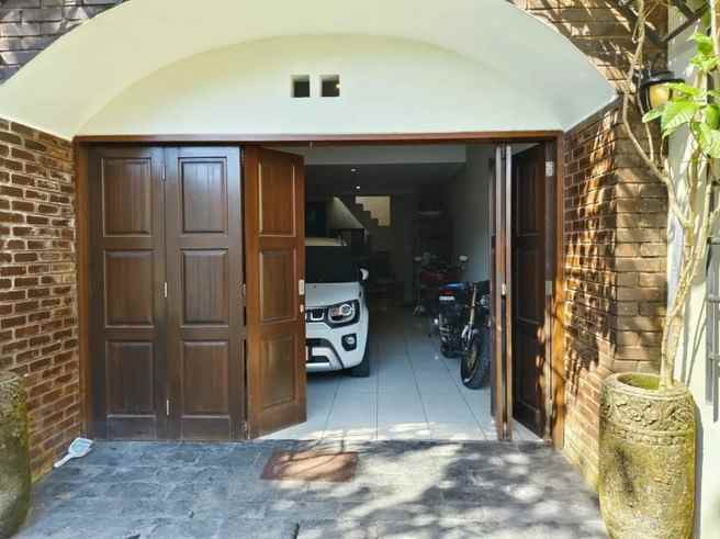 dijual rumah kubu pratama indah