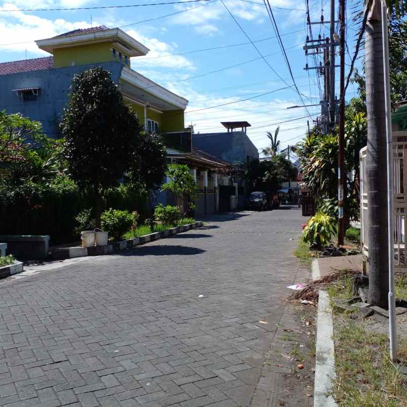 dijual rumah kutisari