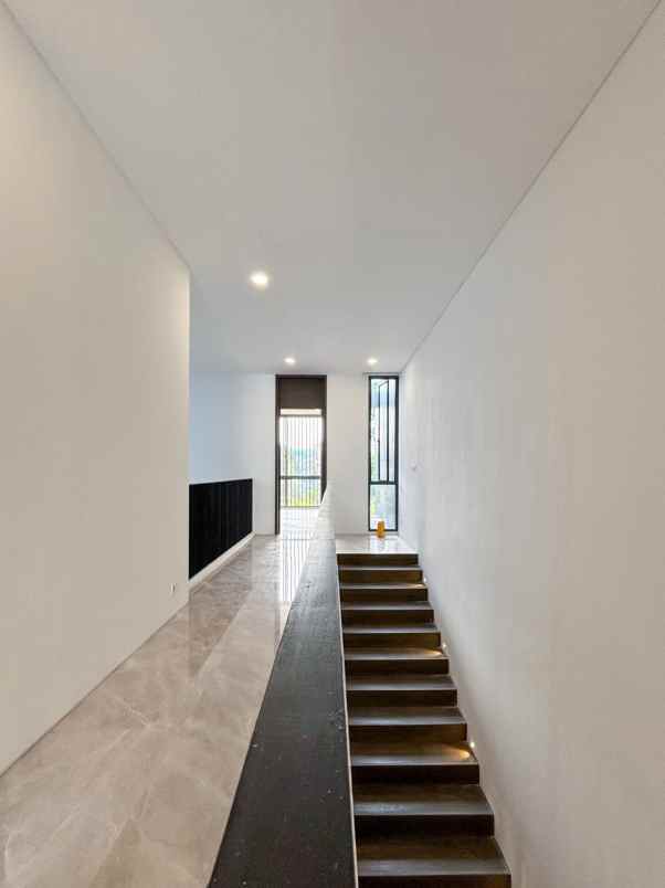 dijual rumah lebak bulus jaksel