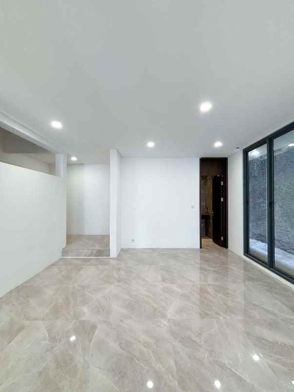 dijual rumah lebak bulus jaksel