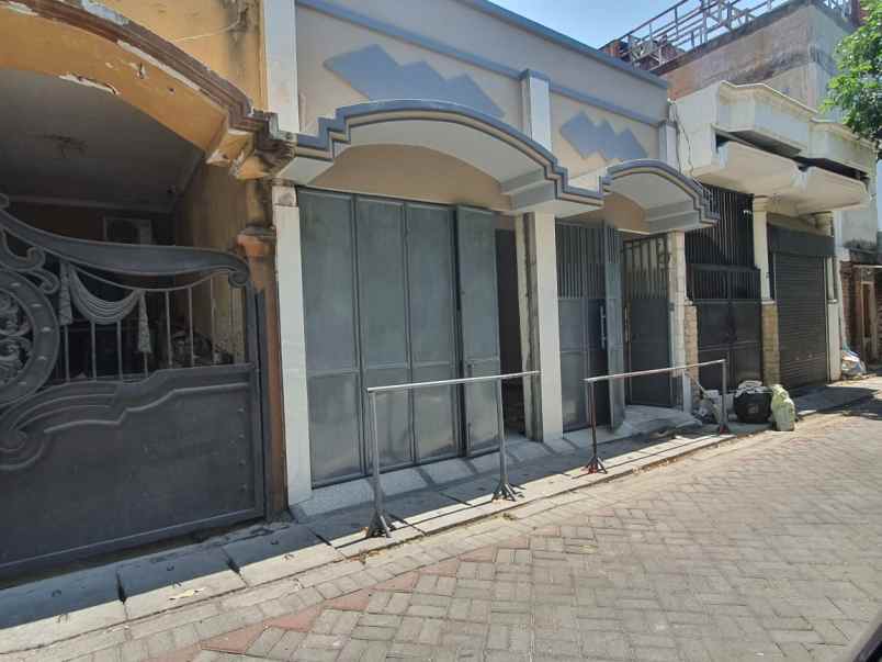 dijual rumah lebak timur