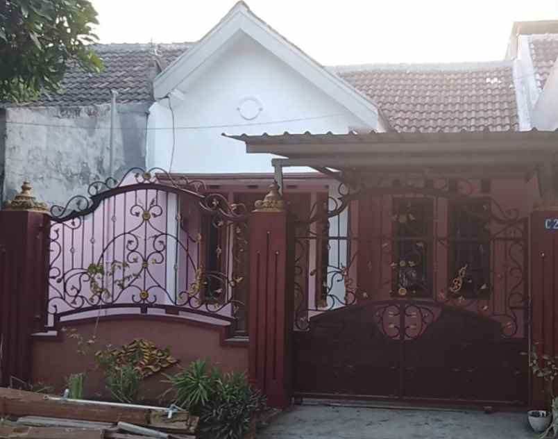 dijual rumah lebo