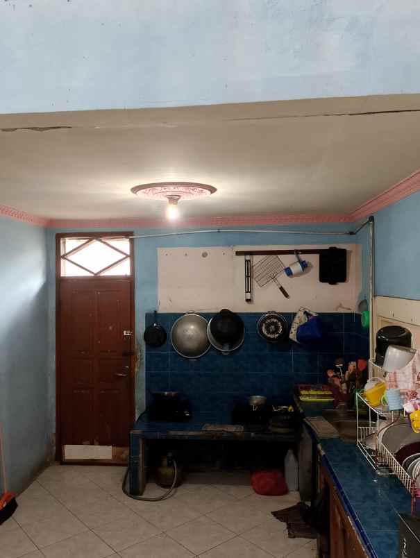 dijual rumah lenteng agung