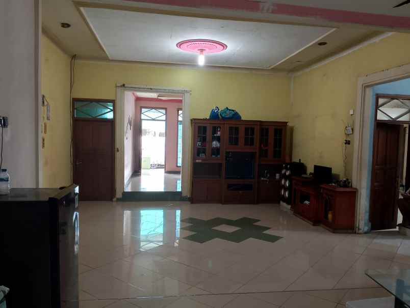 dijual rumah lenteng agung