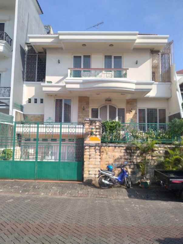 dijual rumah lokasi villa gading indah kelapa gading