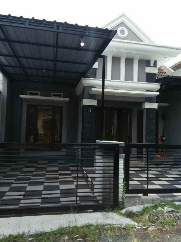 dijual rumah lowokwaru