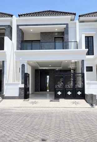 dijual rumah manyar