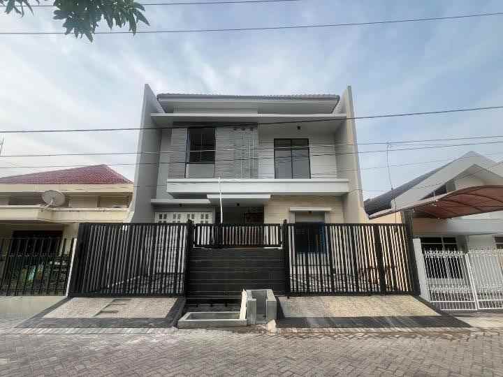 dijual rumah manyar kertoadi