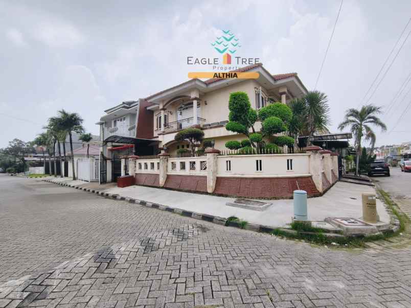 dijual rumah metro permata