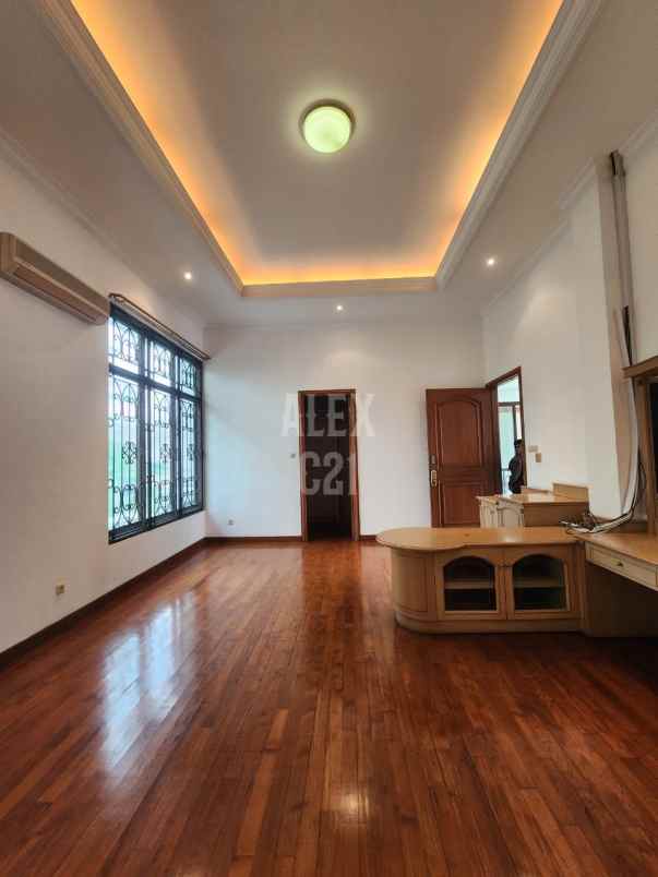 dijual rumah mewah di kuningan barat jakarta selatan