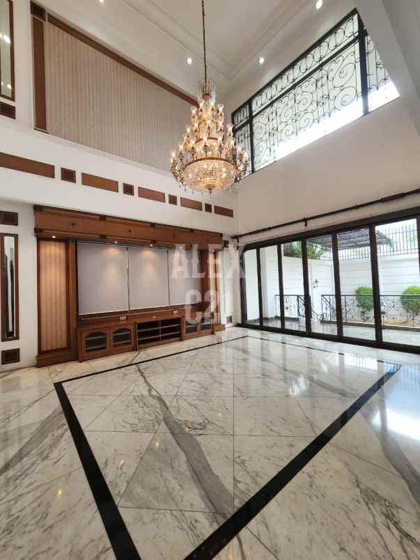 dijual rumah mewah di kuningan barat jakarta selatan