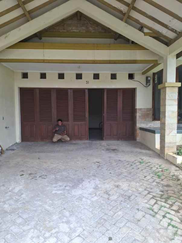 dijual rumah mewah komplek taman yasmin di bogor