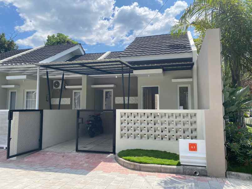 dijual rumah minimalis modern lokasi strategis