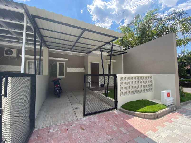 dijual rumah minimalis modern lokasi strategis