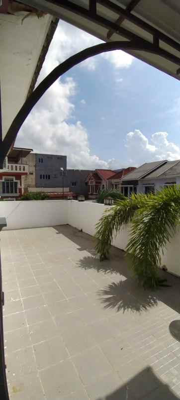 dijual rumah mitra raya cluster