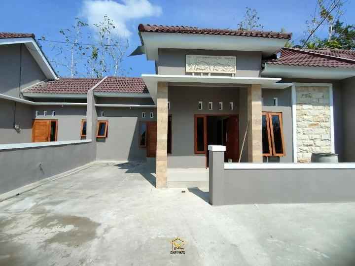 dijual rumah moyudan sleman yogyakarta