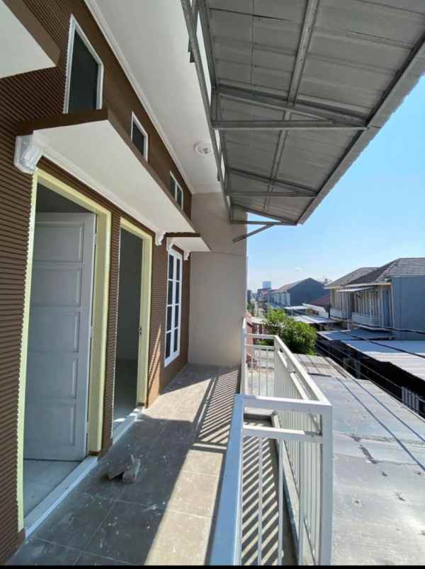 dijual rumah mulyosari surabaya