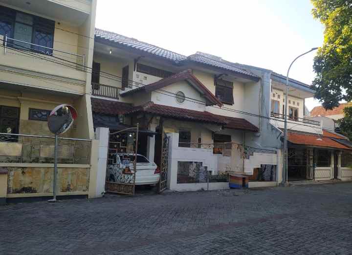 dijual rumah mulyosari utara