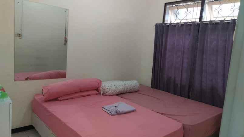 dijual rumah nirwana eksekutif