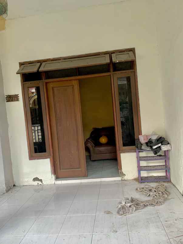 dijual rumah pabean asri