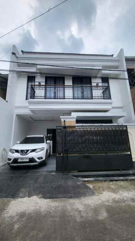 dijual rumah pamulang