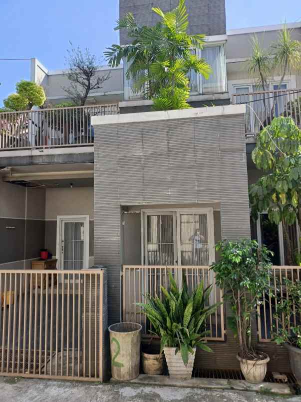 dijual rumah pamulang timur pamulang