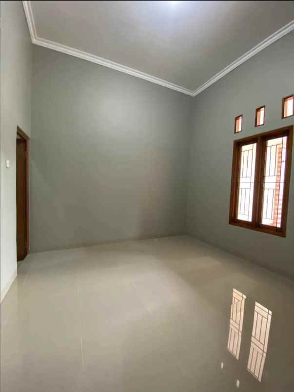 dijual rumah pancoran mas 5 menit ke
