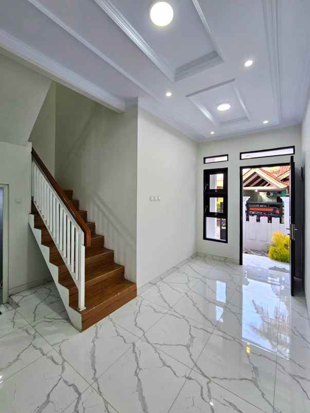 dijual rumah pancoran mas