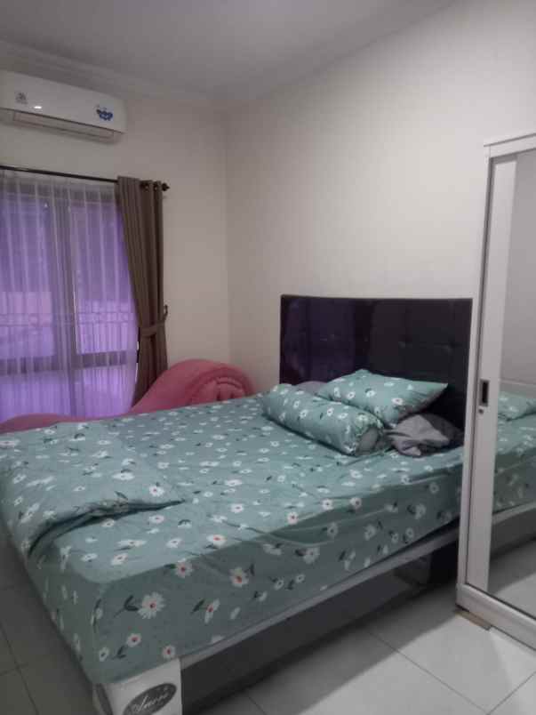 dijual rumah pandanaran hills