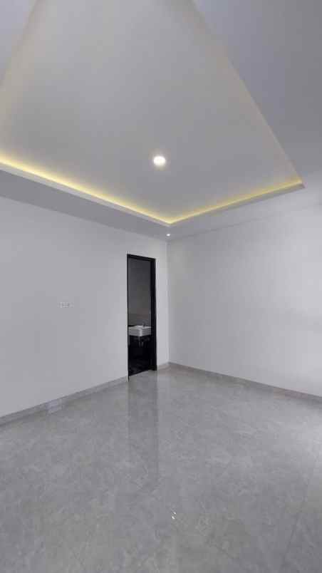 dijual rumah panjang jiwo permai