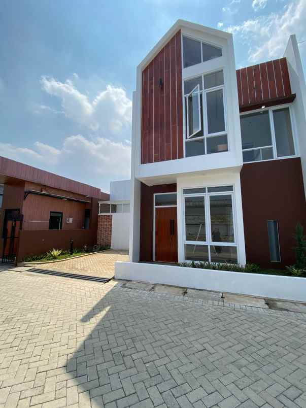 dijual rumah pasteur bandung