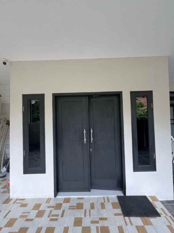 dijual rumah pekayon
