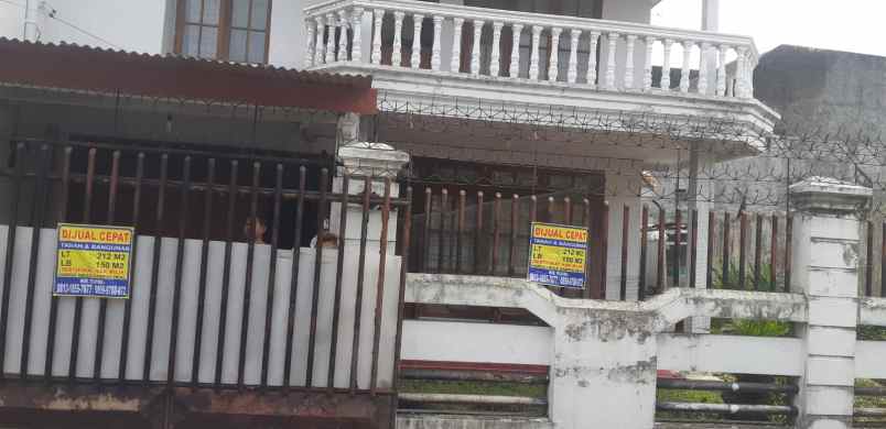 dijual rumah perabot jadul