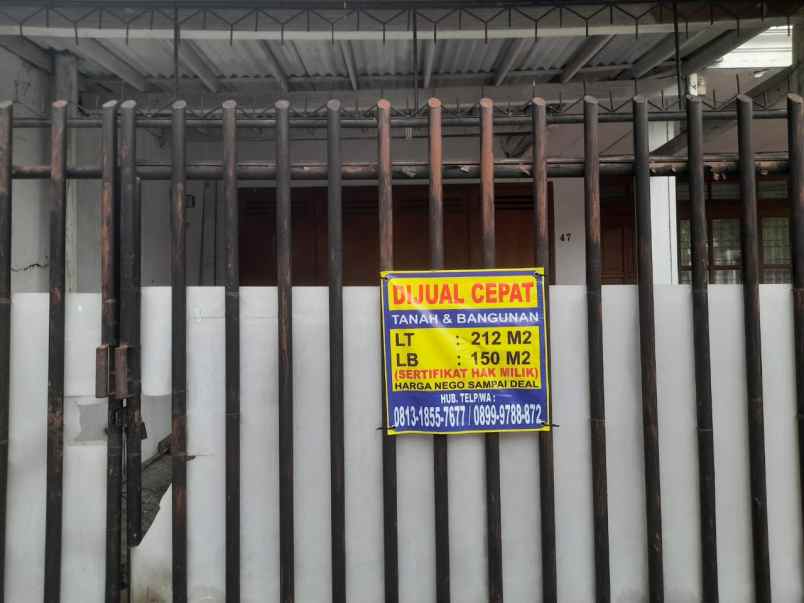 dijual rumah perabot jadul