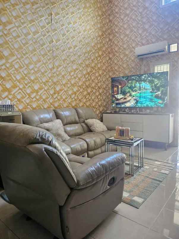 dijual rumah permata bintaro