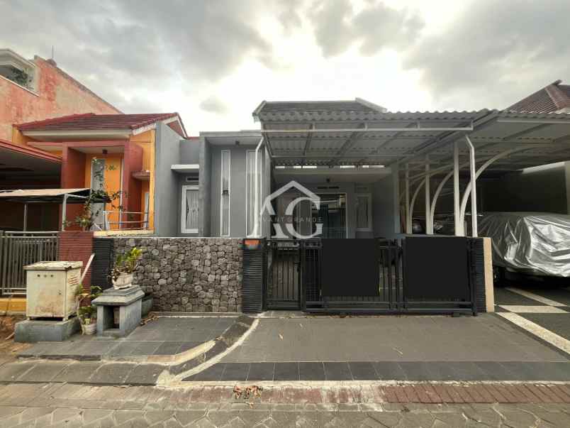 dijual rumah perum permata jingga malang