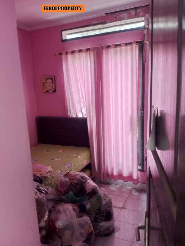 dijual rumah perum tiara residence gandul
